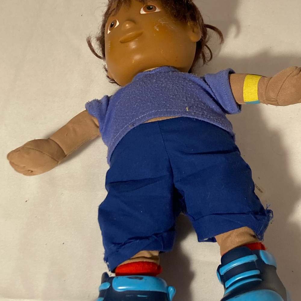 Diego doll talking battery operated - Picture 5 of 7